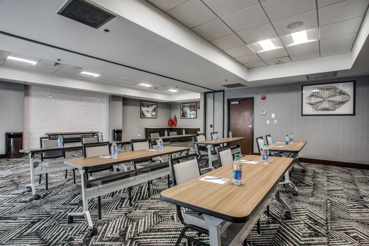 Hyatt Place Fort Worth / Cityview Esterno foto
