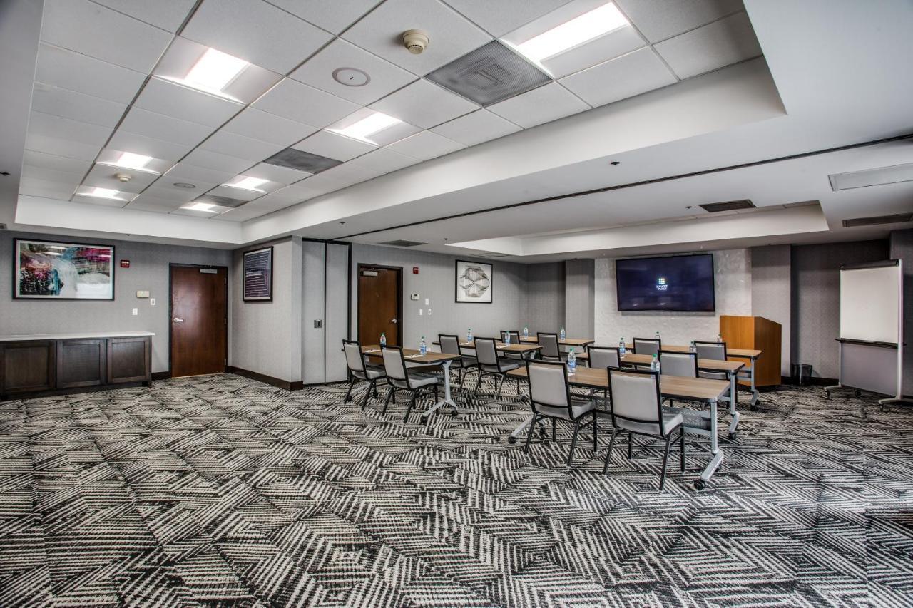 Hyatt Place Fort Worth / Cityview Esterno foto