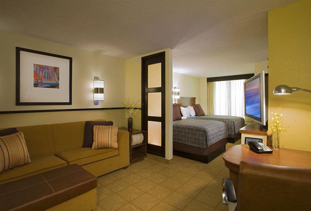Hyatt Place Fort Worth / Cityview Camera foto