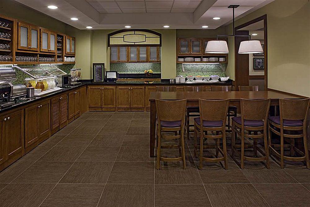 Hyatt Place Fort Worth / Cityview Ristorante foto